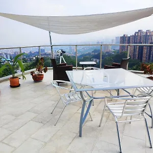 Pensión Paradise Lodging In Envigado-, Envigado